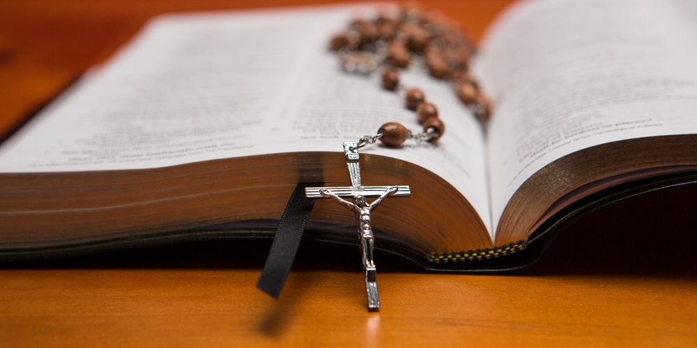 Holy Cross Day in 2025/2026 When, Where, Why, How is Celebrated?